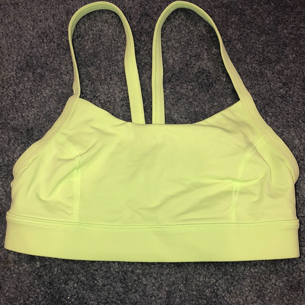 Lululemon sports bra